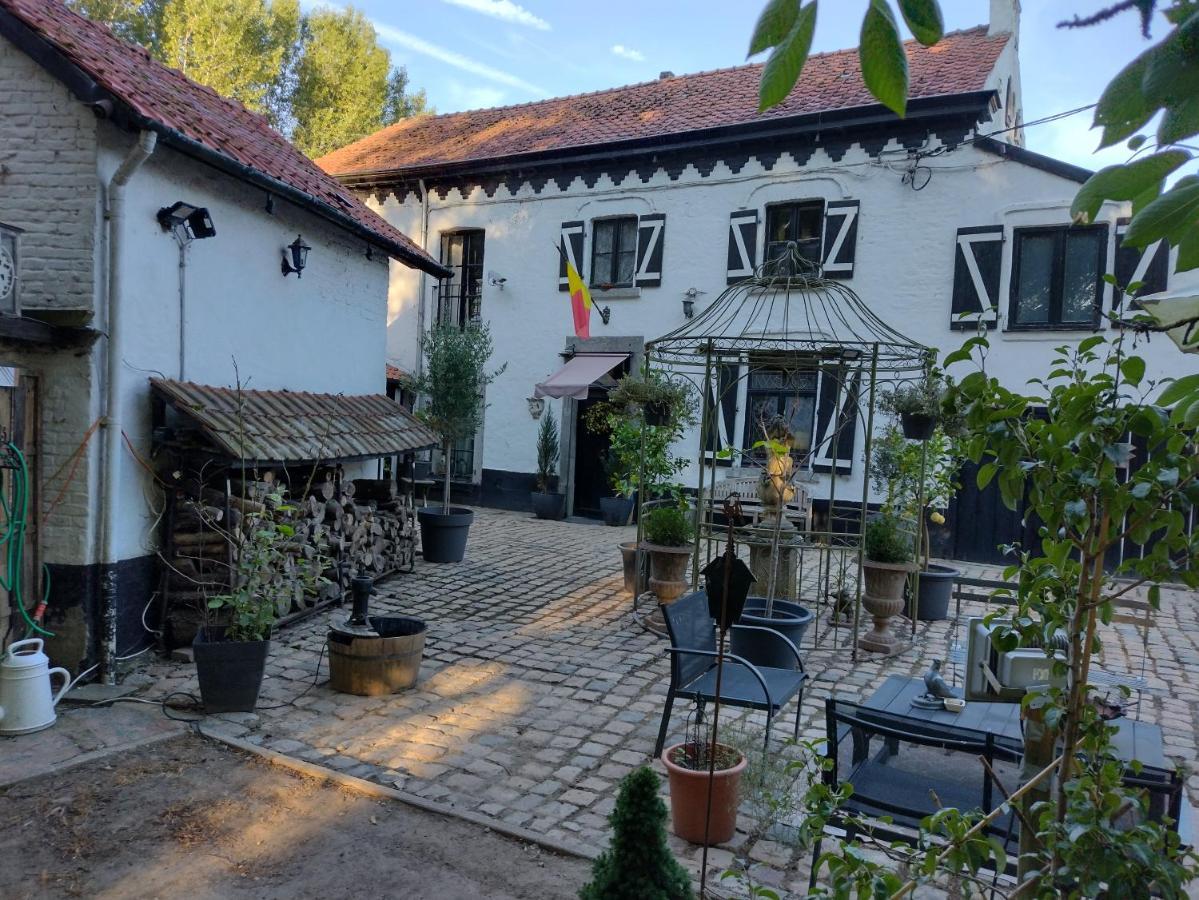 Moulin De Moxhe Micro Gite Et Gite - Bed & Dreams Экстерьер фото